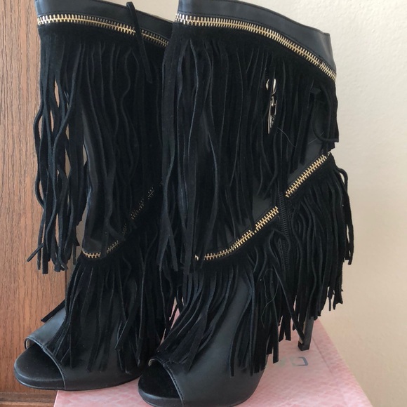 Boots - Picture 1 of 2